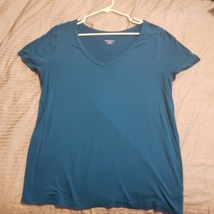 V Neck tee Size XL